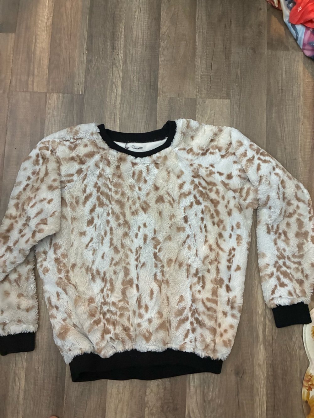 Faux Fur Animal-Print Pullover Sweater - Cream & Brown